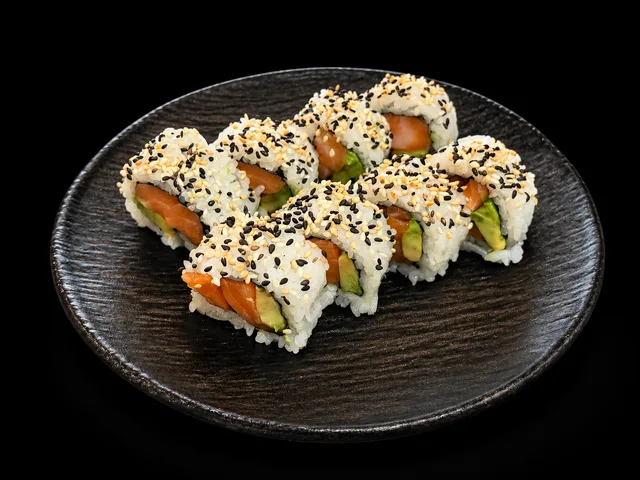 Salmon Avocado Roll